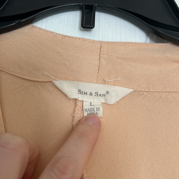 Peach Sim and Saw Tie Blouse - Picture 2 of 3